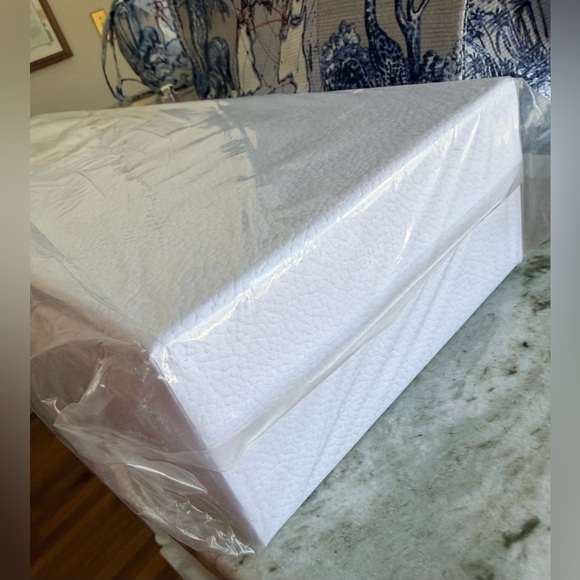 Dior Around the World Raffia Tote Set. Includes Le Baum & LipGlow New SEALED GWP - Picture 12 of 15